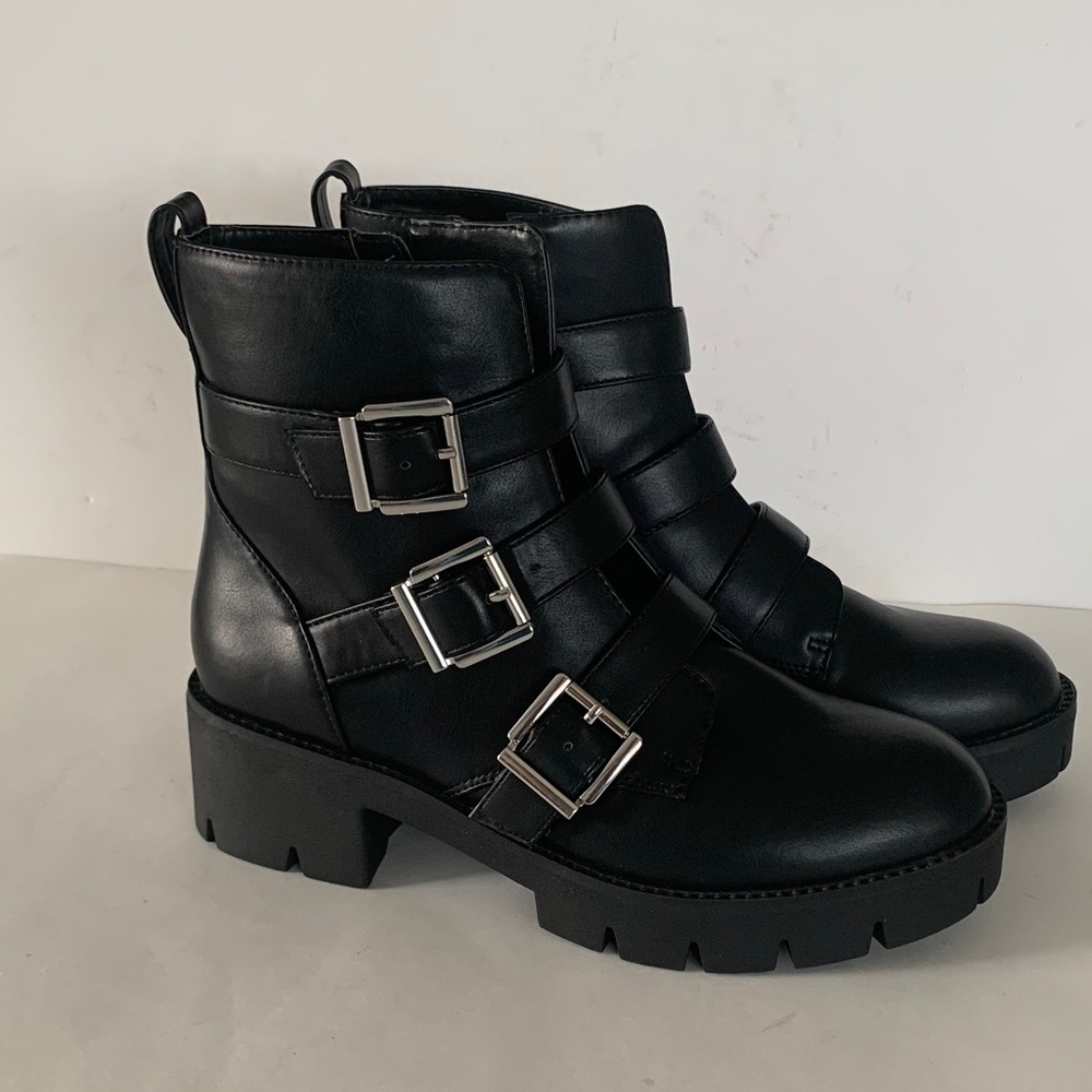 BP.Women’s Ankle Boots Black Block Heel Lace